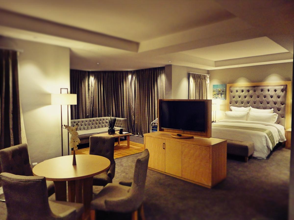 The Grand Palace Hotel Singine Phòng bức ảnh